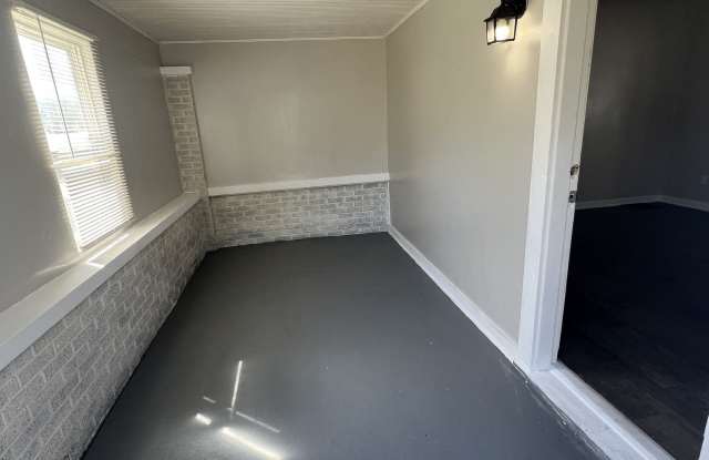 320 N Sherman Drive Gallery 2