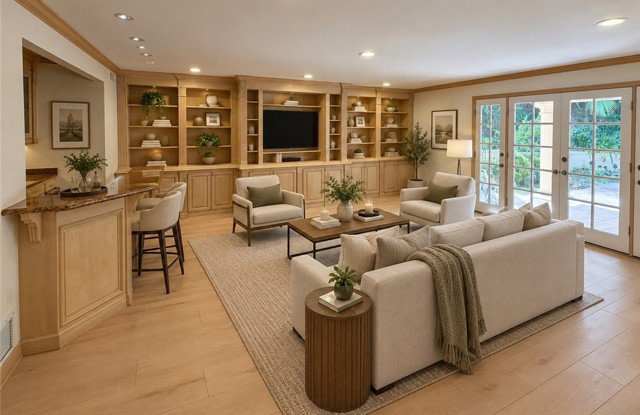 16545 Park Lane Circle Gallery 3