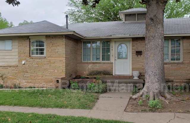 1005 East 45th Place photos photos