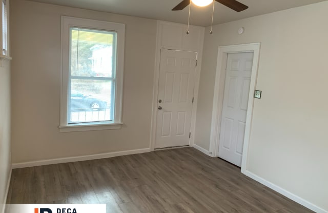 3979 Schiller Pl Gallery 2