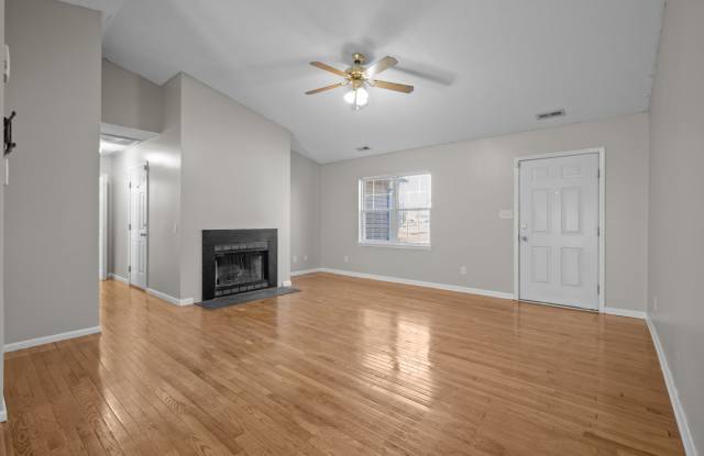 218 Winterberry Court Gallery 3