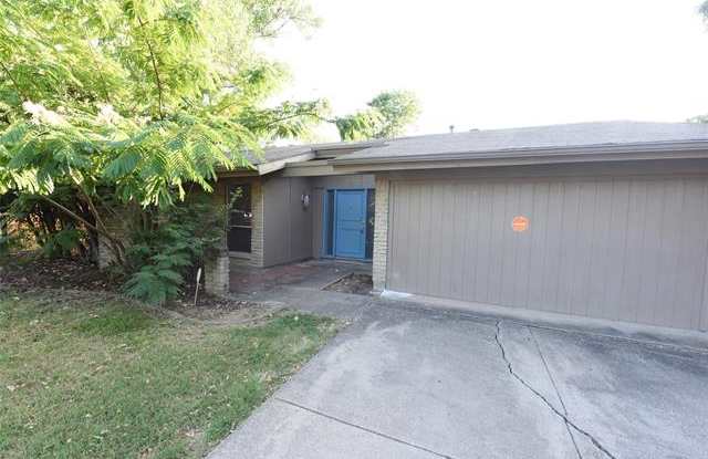 1818 Redbud Circle - 1818 Redbud Circle, Carrollton, TX 75006