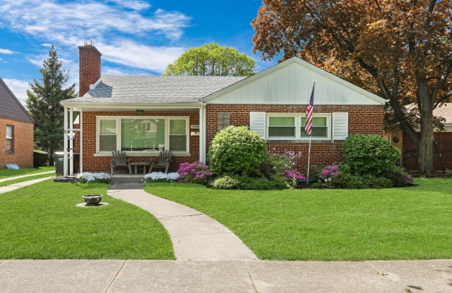 8918 Parkside Avenue - 8918 Parkside Avenue, Morton Grove, IL 60053