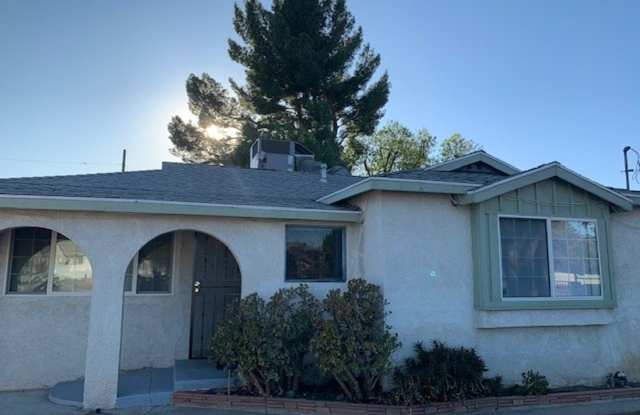 10655 Arleta Ave. Gallery 2