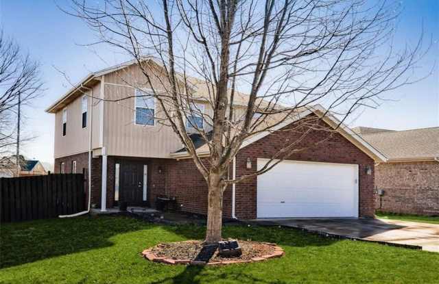 Large 3 BR 2.5 BA In Bentonville! photos photos