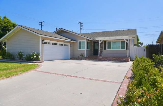 Beautifully Renovated 3B/2BA Home in La Habra Available for Rent! photos photos