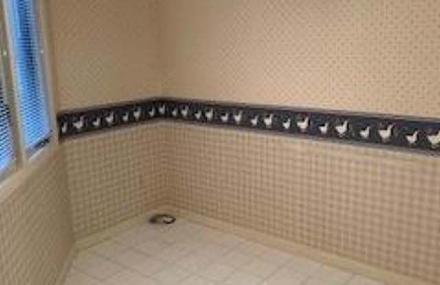 3 GABRIEL DR Gallery 2
