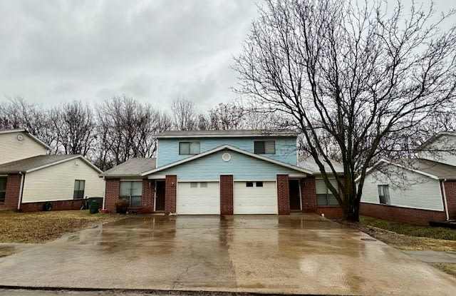 744 S Green Point Trace - 744 South Green Point Trce, Fayetteville, AR 72704