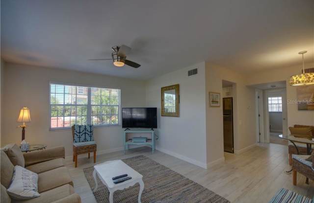4 163RD AVENUE - 4 163rd Avenue, Redington Beach, FL 33708