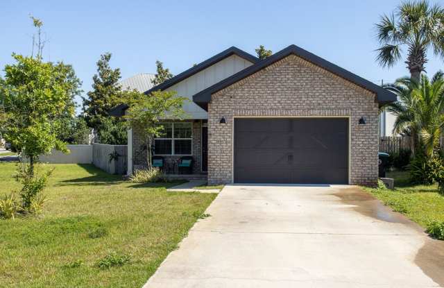 Destin- Bright  Modern 3-Bedroom Home with Stylish Finishes photos photos