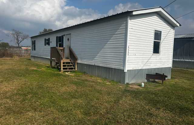 3 Bed / 1 Bath – Orangefield ISD – $845/mo photos photos