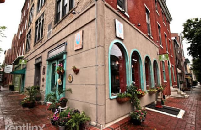 1136 Pine Street 202 - 1136 Pine Street, Philadelphia, PA 19107
