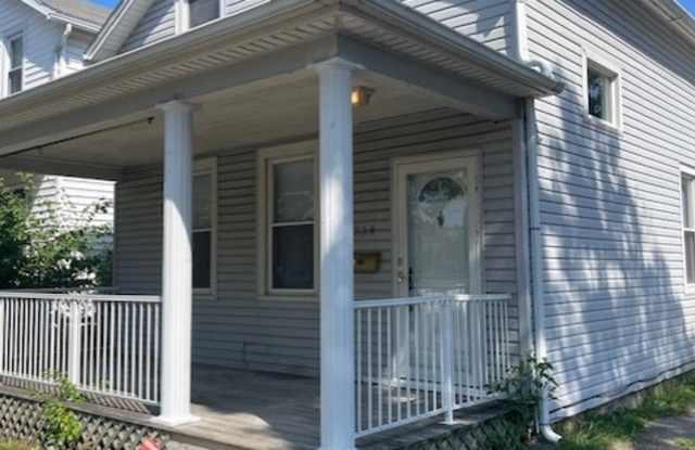 734 East Park Street Gallery 1