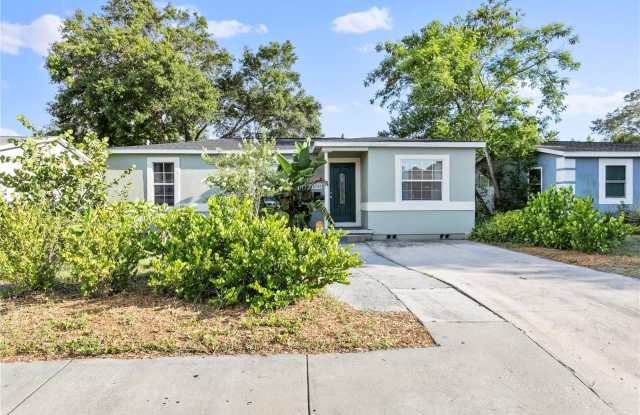 4740 22ND AVENUE N photos photos