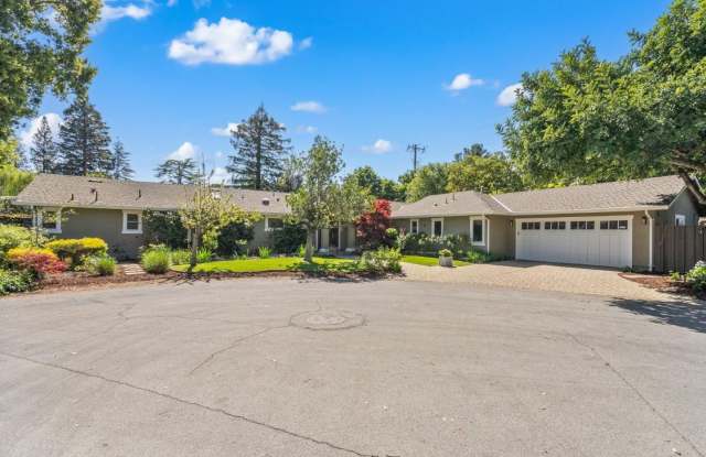 33 Mayer CT - 33 Mayer Court, Los Altos, CA 94024