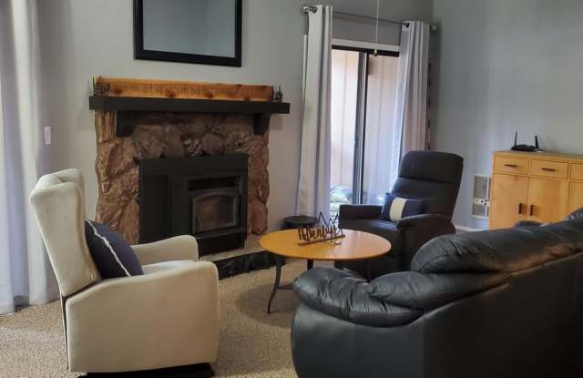 2673 Sports Village Loop - 1#10A Upper Unit - 2673 Sports Village Loop, Pinetop Country Club, AZ 85935 2673 Sports Village Loop - 1#10A Upper Unit - 2673 Sports Village Loop, Pinetop Country Club, AZ 85935