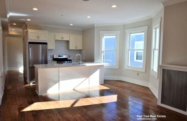 3916 Washington Street - 3916 Washington Street, Boston, MA 02131