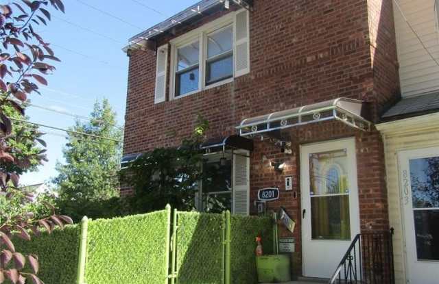 82-01 251 Street unit: 1 - 82-1 251st Street, Queens, NY 11426