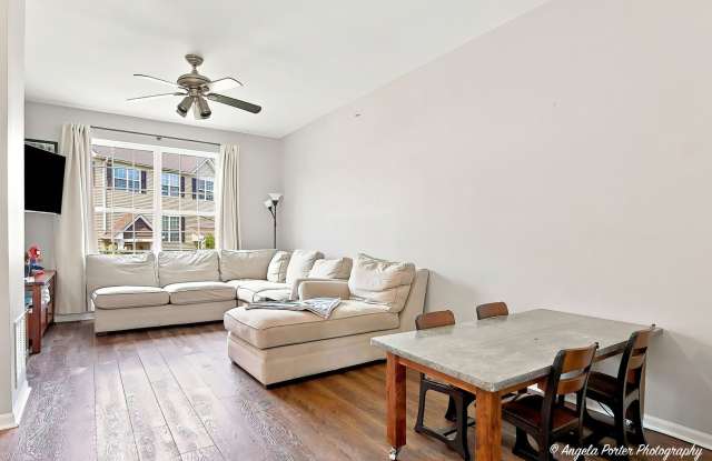 1693 W Turtle Creek Lane Gallery 3