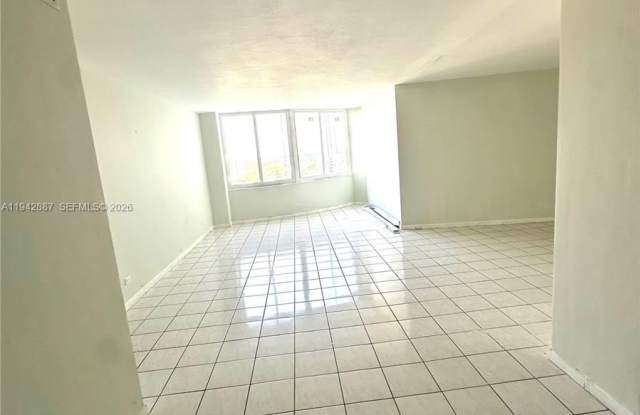 7441 Wayne Ave photos photos