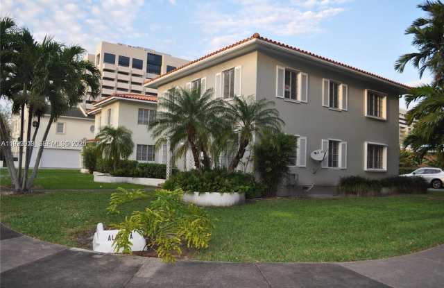 2617 Segovia St photos photos
