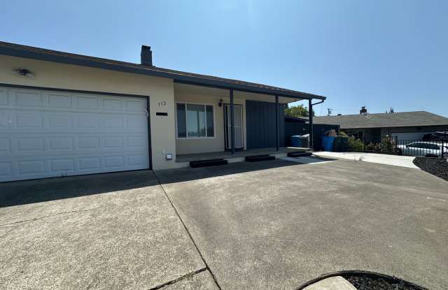 Charming  Cheery 3-Bedroom 2bathroom home in Vallejo! photos photos