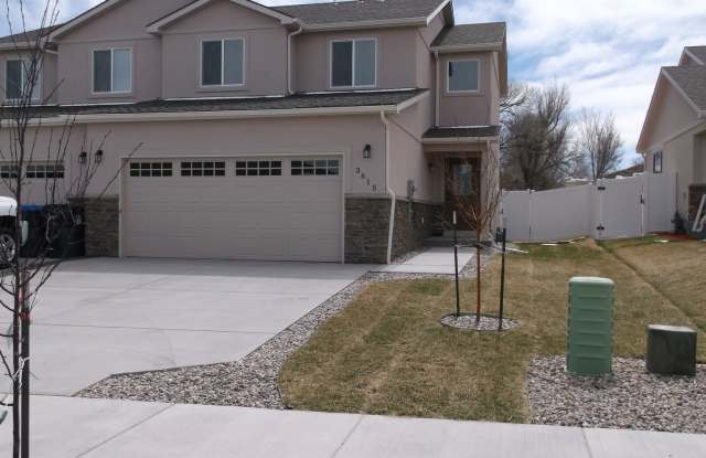 3 BEDROOM, 2.5 BATH, 2 CAR ATTACHED GARAGE TOWNHOUSE - 3615 Woodhaven Drive, Cheyenne, WY 82001 3 BEDROOM, 2.5 BATH, 2 CAR ATTACHED GARAGE TOWNHOUSE - 3615 Woodhaven Drive, Cheyenne, WY 82001