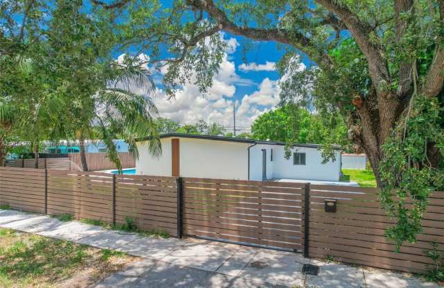 3105 Southwest 16th Street photos photos