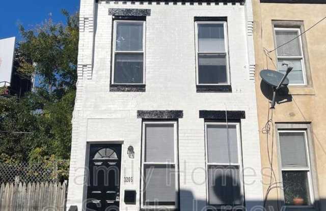 3205 Latona St photos photos