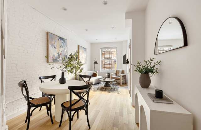 214 West 16th Street Gallery 1