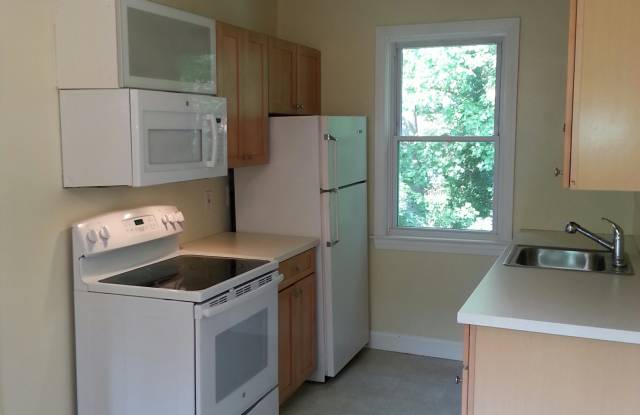 2627 39th Street NW - 4 Gallery 2