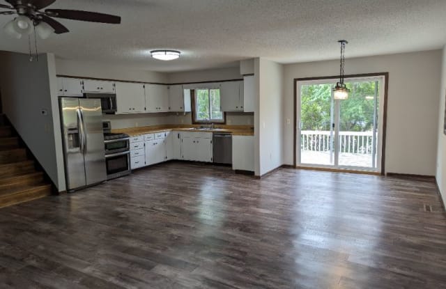 1314 38th St NW - 1314 38th Street Northwest, Rochester, MN 55901