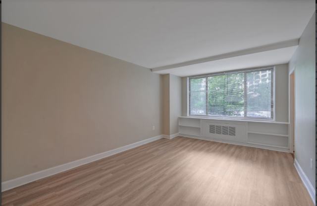NEWLY RENOVATED Top Floor Studio at River Place East! photos photos NEWLY RENOVATED Top Floor Studio at River Place East! photos photos