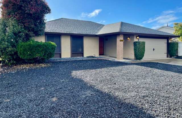 Beautiful 3 bed 2 bath for rent near Atwater High photos photos