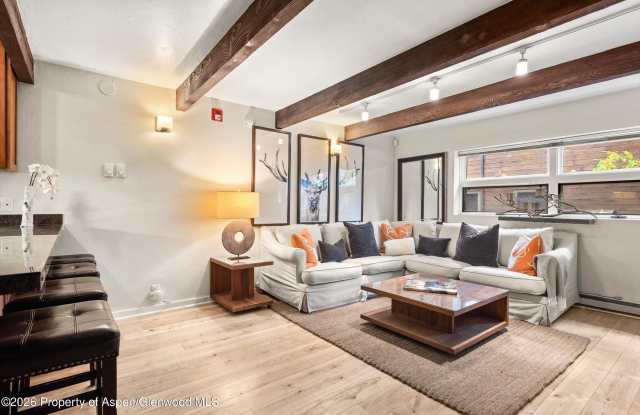 914 Waters Avenue Gallery 2