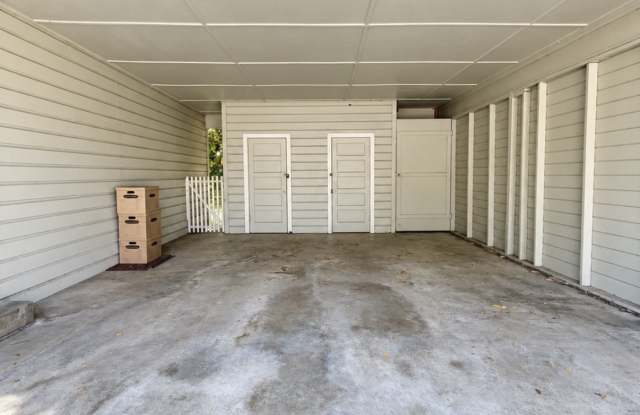 5503 Joe Sayers Avenue - A Gallery 3