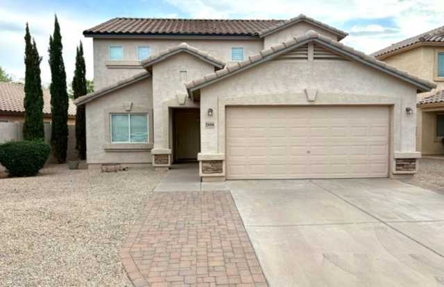 LARGE 4 Bedroom 3 Bathroom Copper Basin Home! photos photos