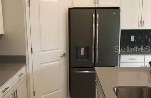 11106 LONGLEAF WOODS DRIVE Gallery 3