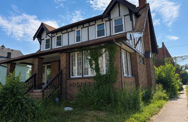 Four bedrooms. A sunroom. A fenced yard. A garage. Your next home is ready to be discovered! photos photos