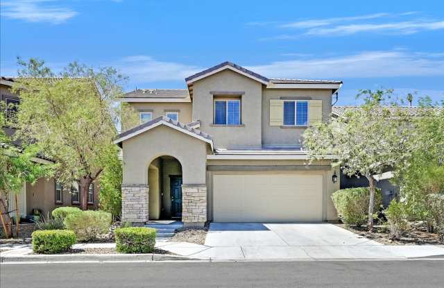 Beautiful 3 bed, 2 story home with a Loft. photos photos