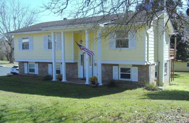 1102 Nickajack Circle photos photos