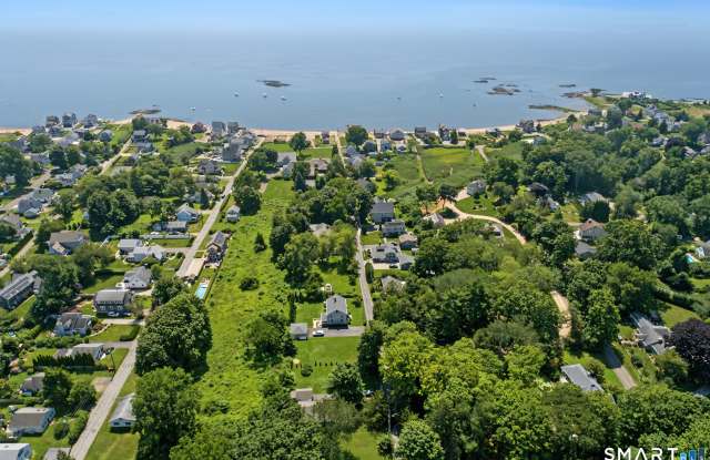 37 Beach Avenue Gallery 3
