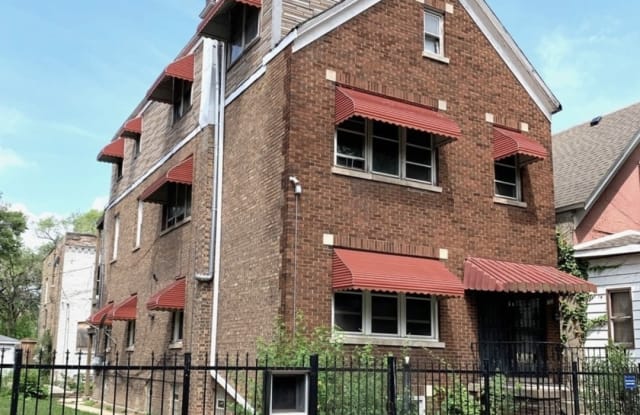 752 S Kedvale Avenue - 752 South Kedvale Avenue, Chicago, IL 60624