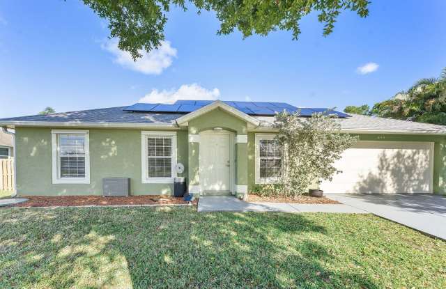 655 SE Ron Rico Ter Terrace photos photos