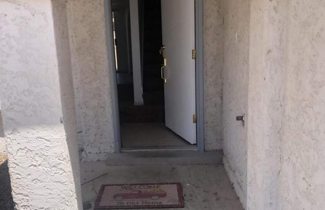 409 Valle Fertil Drive Gallery 2