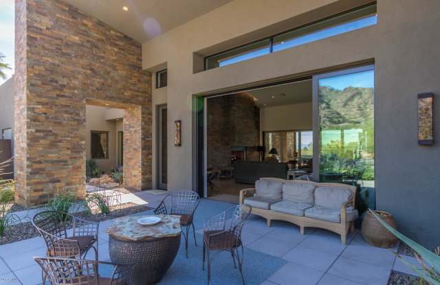 4841 E ROCKRIDGE Road Gallery 3