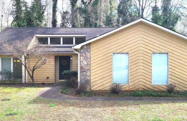 2228 North Woods Court photos photos