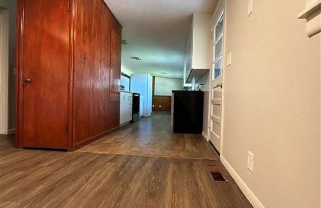 130  S 40th  ST photos photos