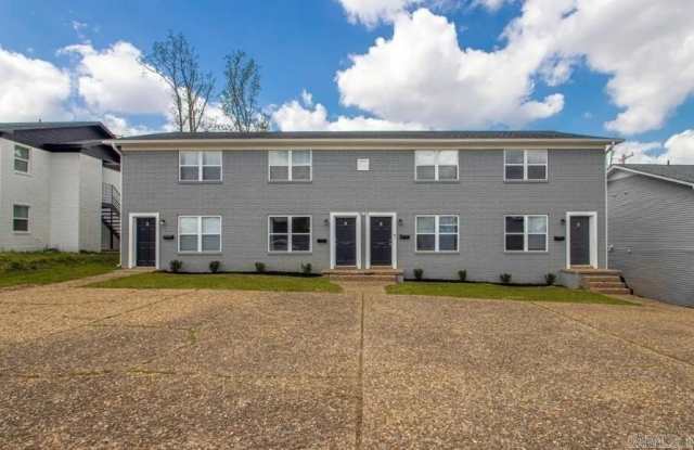 1820 Sanford Drive photos photos