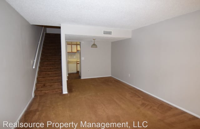 4149 S Semoran Blvd #15 Gallery 3